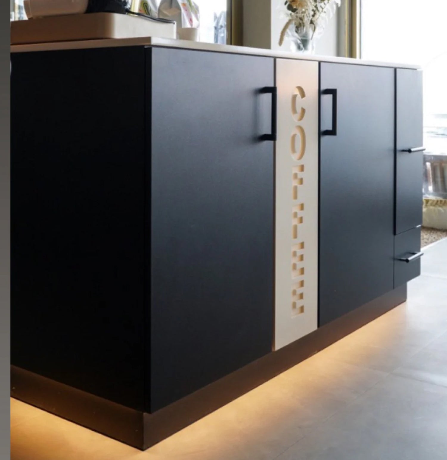 The Executive Coffee W 180