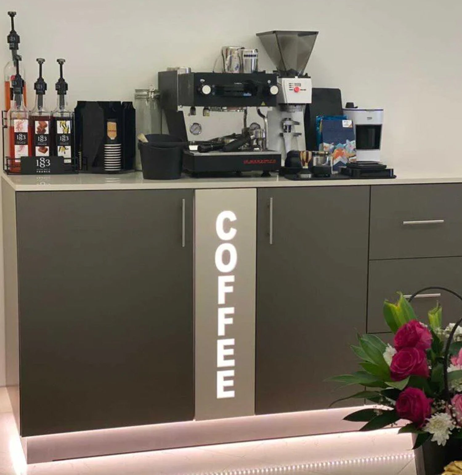 The Executive Coffee W 180